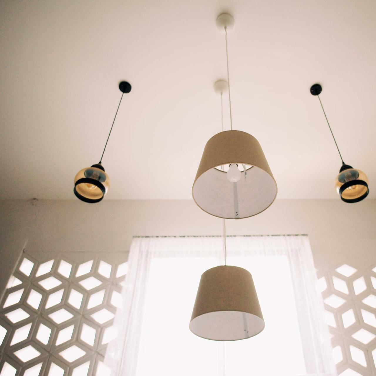 קמפהאנג פט White Wall Riverfront Hotel מראה חיצוני תמונה